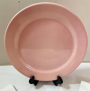 lot 416 image: Platter, Bowl and 2 Handmade Pillowcases