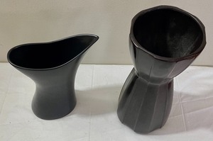 lot 217 image: Umbra Vases