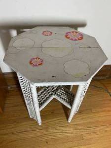 lot 118 image: Vintage Wicker Table With Wooden Top