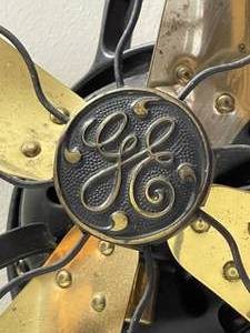 lot 119 image: Vintage GE Electric Fan With Brass Blades