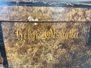 lot 157 image: Antique Norwegian Trunk