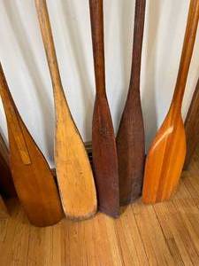 lot 158 image: 5 Vintage Paddles  Oar Lot