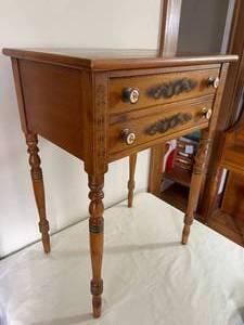 lot 160 image: Vintage Work Table by the Hitchcock Chair Company