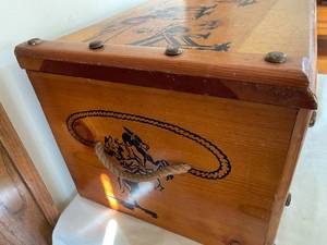 lot 161 image: Vintage Toy Box With a Cowboy and Native American Theme