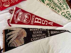 lot 176 image: Vintage Minnesota Pendants