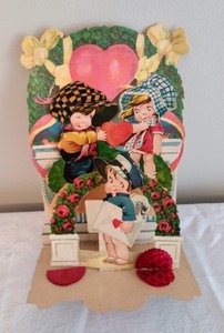 lot 284 image: Vintage Pop Up Valentine