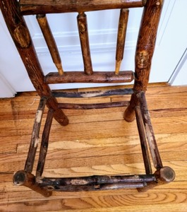 lot 366 image: Wood Childrens Chair Frame