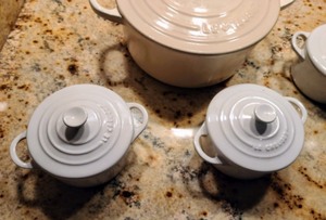 lot 377 image: Le Creuset Pot and Crocks