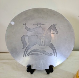 lot 406 image: Vintage Cowboy Lampshade and Plate