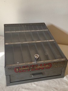 lot 5 image: Vintage The Cleveland Twist Drill Co