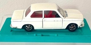lot 249 image: Marklin BMW 2002 w. Case