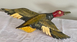 lot 265 image: Vintage Wooden St. Paul MN Souvenirs & Vintage Wooden Carved Duck Figurines