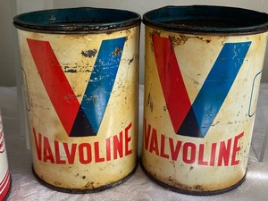 lot 270 image: Vintage Oil Cans and Glass Oil Bottles with Spouts
