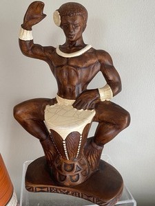 lot 269A image: Vintage West Germany Vase and Ceramic Drummer Figurine