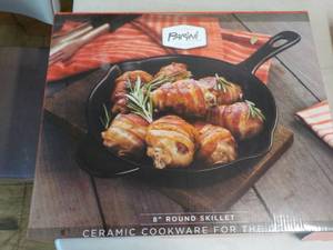 lot 29 image: Parini 8 Round Ceramic Skillet for...