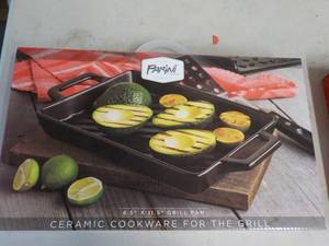 lot 33 image: Parini 8.5 x 11.5 Grill Ceramic Pan...