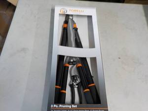 lot 41 image: Torelli 3 pc Pruning Set...