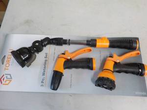 lot 46 image: Torelli 3 pc Watering Set...