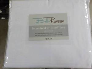 lot 74 image: Bella Russo Queen size Sheet Set...