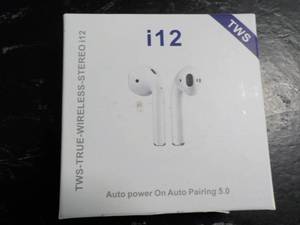 lot 123 image: True Wireless Stereo i12...