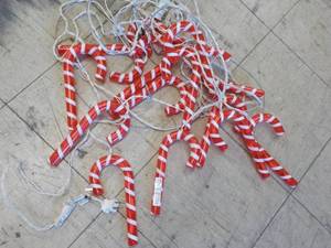 lot 149 image: Plastic Xmas Candy Canes tested an...
