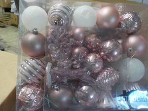 lot 183 image: Case of 6 pkgs Joiedomi Xmas tree d...