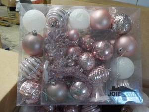 lot 185 image: Case of 6 pkgs Joiedomi Xmas tree d...