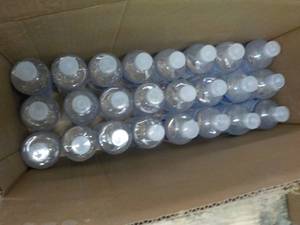 lot 193 image: Case of 24 Suave 8oz bottles hand s...