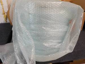 lot 216 image: Roll of Bubble Wrap...