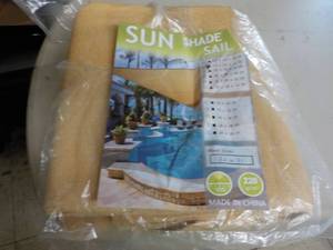 lot 244 image: 8 ft x 12 ft Sun Shade Sail...