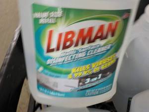 lot 249 image: 4 Gallon jugs Libman Disinfecting C...