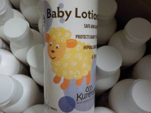 lot 294 image: Case of 60 Bottles Kuretek Baby Lot...