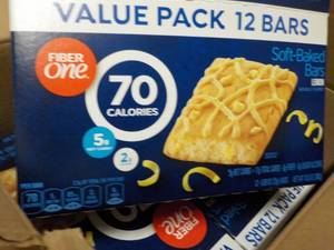 lot 298 image: Case of 4 Boxes Fiber One Lemon Bar...