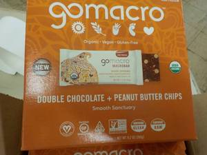 lot 334 image: 48 Gomacro Double Chocolate and Pea...