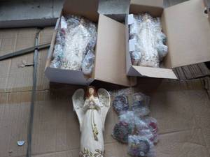 lot 356 image: 3 Sets Tidings of the Season Angel...