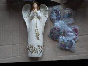 lot 357 image: 3 Sets Tidings of the Season Angel...