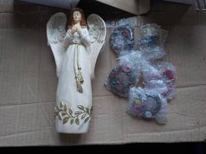 lot 359 image: 3 Sets Tidings of the Season Angel...