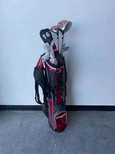 lot 3 image: Golf Clubs