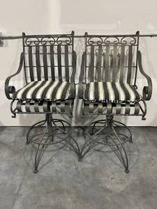 lot 15 image: Patio Chairs