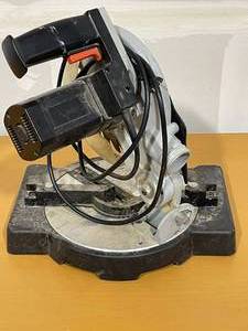 lot 29 image: Miter Saw