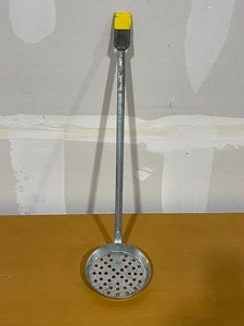 lot 64 image: Jiffy ChipperDipper Scoop