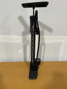 lot 60 image: Bell Tire Pump