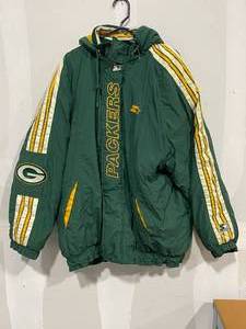 lot 56 image: Green Bay Packer Winter Coat and Hoodie