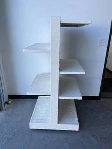 lot 87 image: Commercial Display