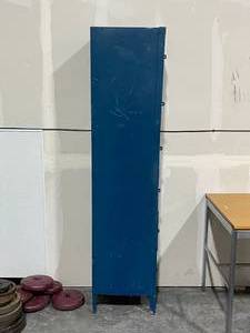 lot 105 image: Steel Locker