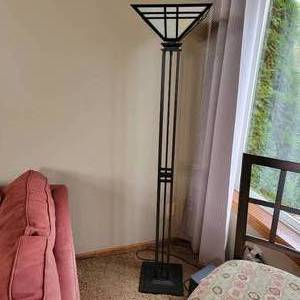 lot 26 image: Frank Lloyd Wright Tiffany Style Floor Lamp