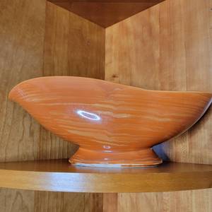 lot 154 image: Rare Vintage McCoy Pottery Bowl