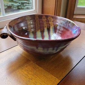 lot 168 image: Vintage One-Of-A-Kind Hand-Thrown Ceramic Bowl
