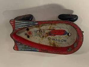 lot 15 image: Antique Flash Strat-O-Wagon