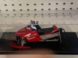 lot 23 image: Arctic Cat EFI Firecat Diecast Snowmobile 6 12Long